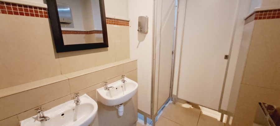 To Let commercial Property for Rent in Tyger Valley Western Cape